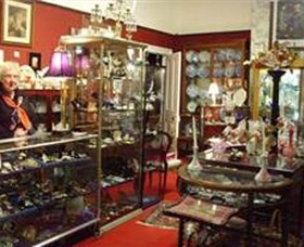 Nerilee Antiques - Attractions Perth