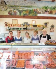 Mentges Master Meats - Attractions Perth